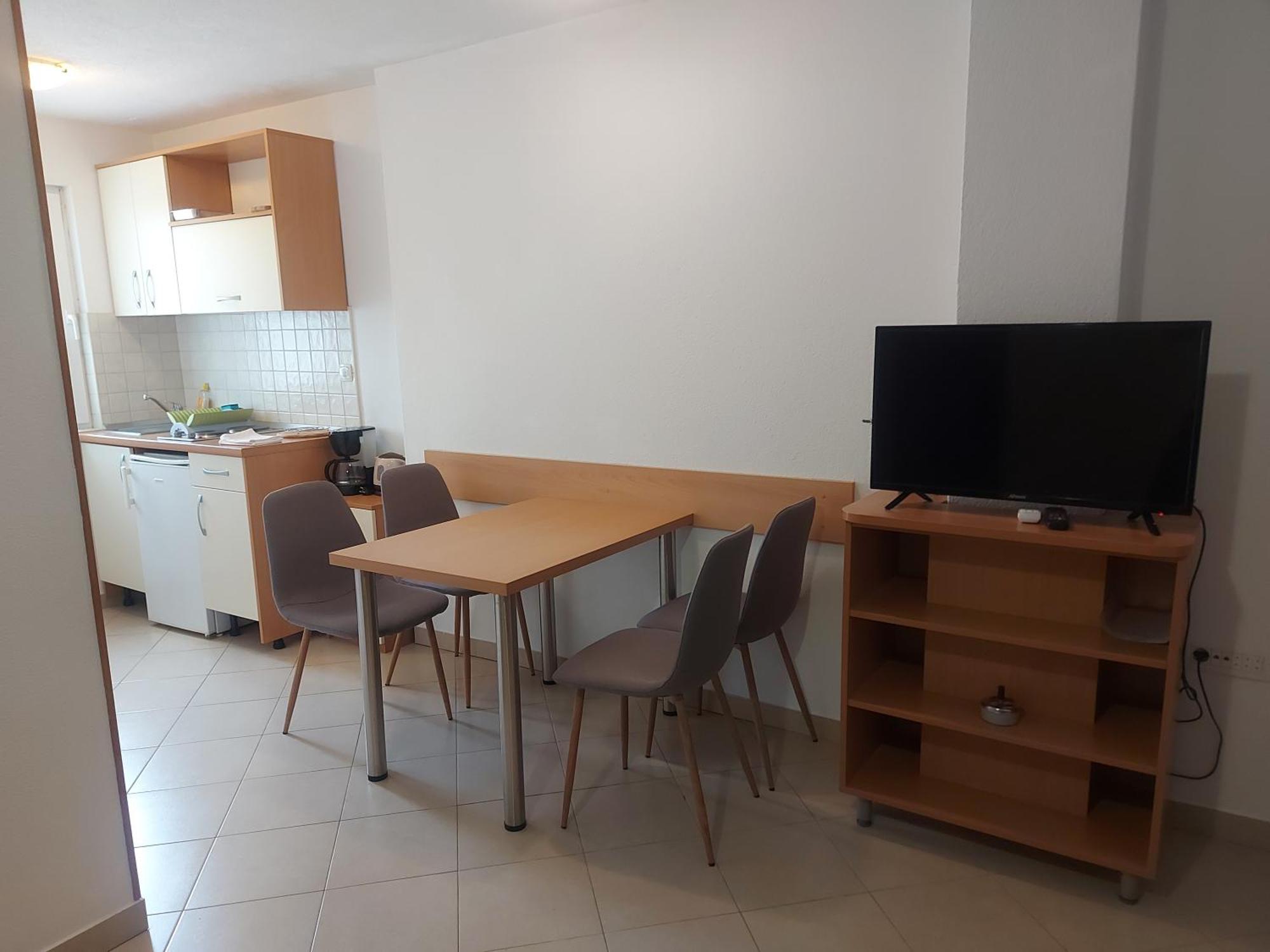 Apartmani Neva Макарська Екстер'єр фото