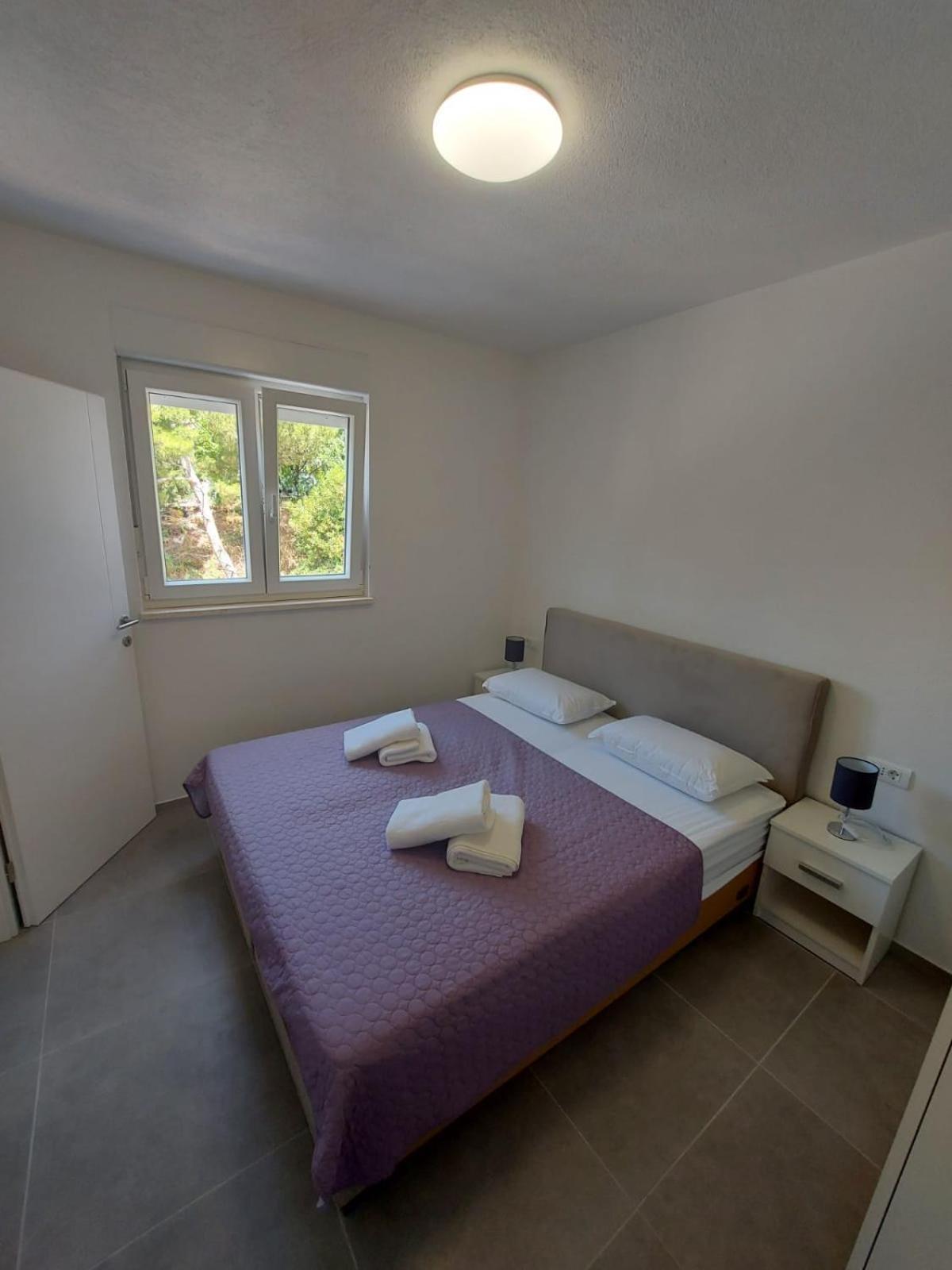 Apartmani Neva Макарська Екстер'єр фото